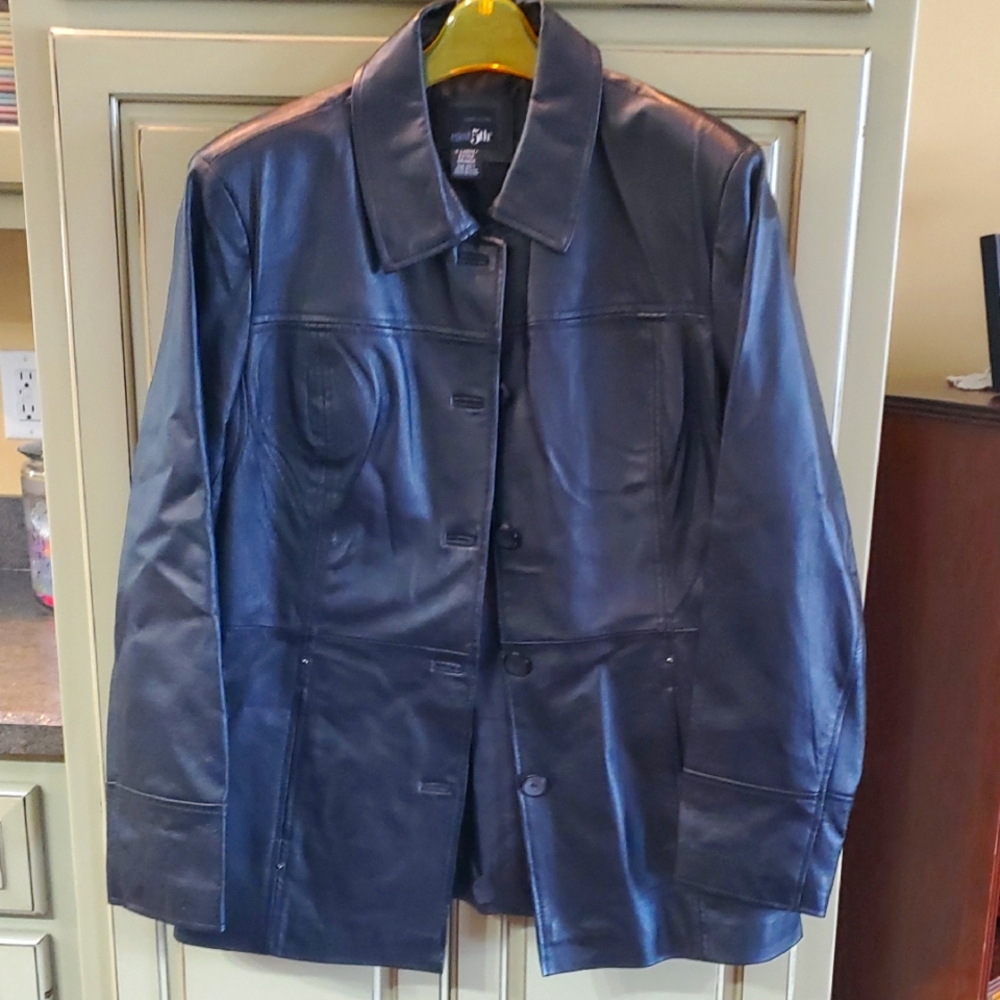 Black Leather Jacket with Relaxed Fit and Full-Length Sleeves